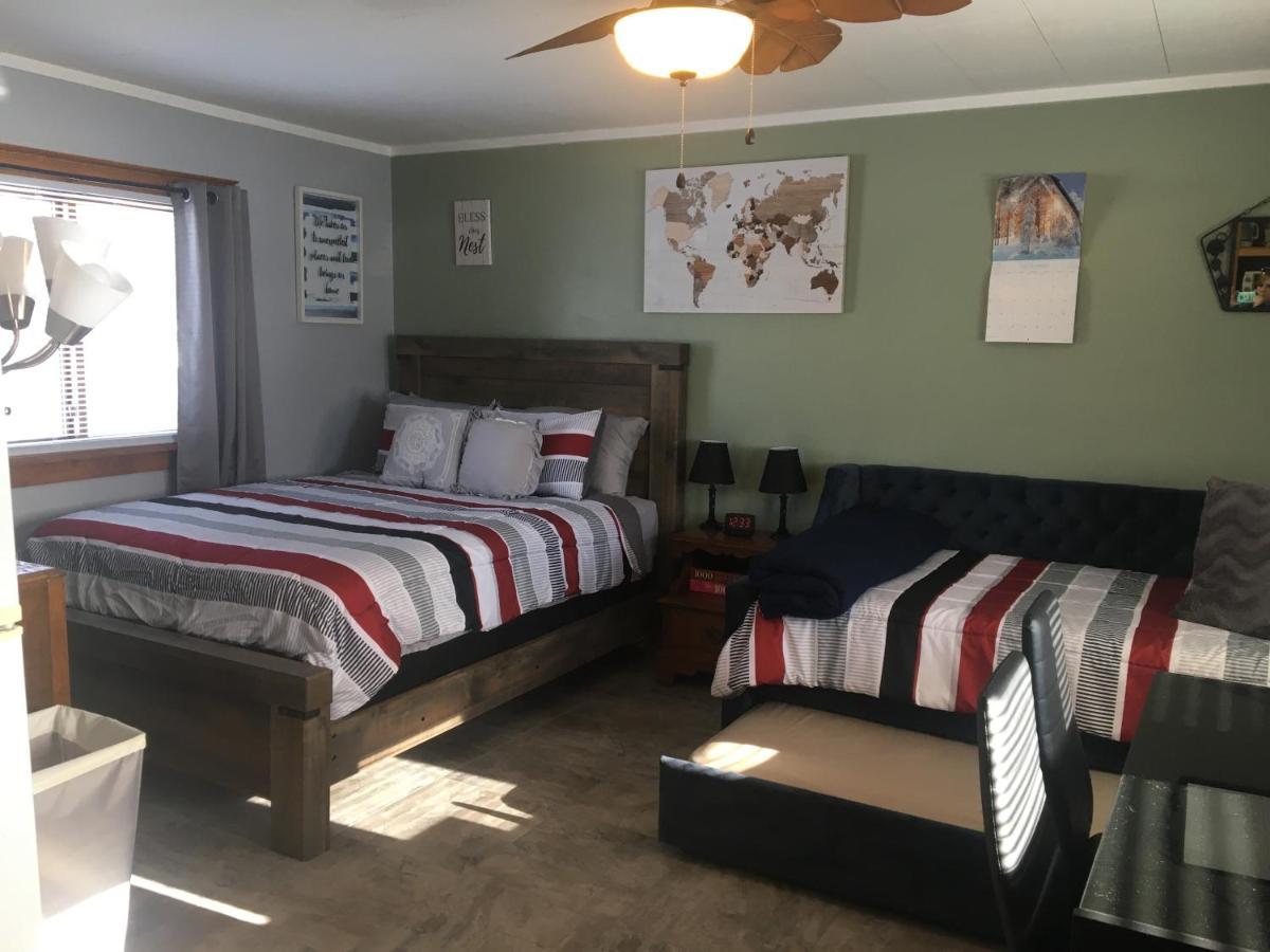 Home Away From Home, Recently Renovated North Troy Dış mekan fotoğraf